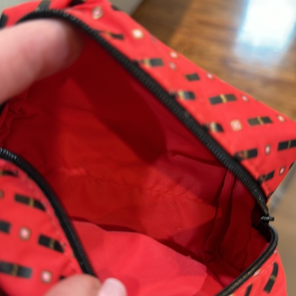 Chanel Mini Lipstick Motif Makeup Bag With Logo Zipper. Box not perfect - Picture 5 of 7